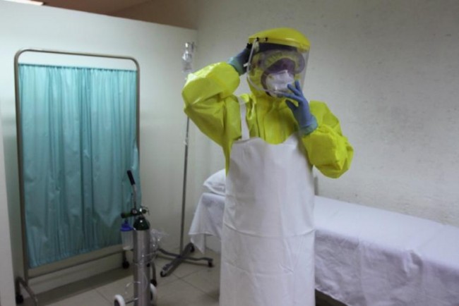 141014-ebola-nina-pham