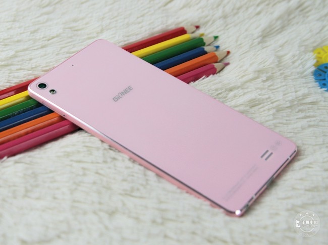 Gionee-Elife-S5.1-02