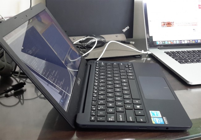 Asus X205T Laptop-01