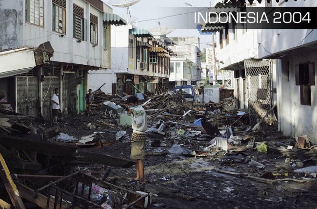 tsunami-indonesia-07-2004-07