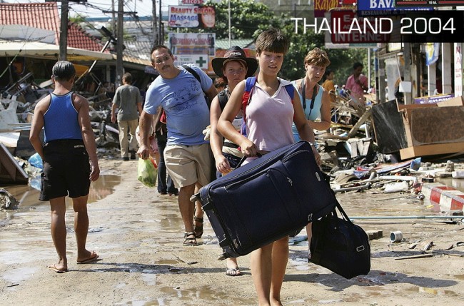 tsunami-thailand-08-2004-08