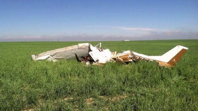 140531-colorado-selfie-plane-crash