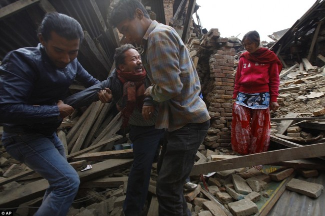 150425-nepal-earthquake-24