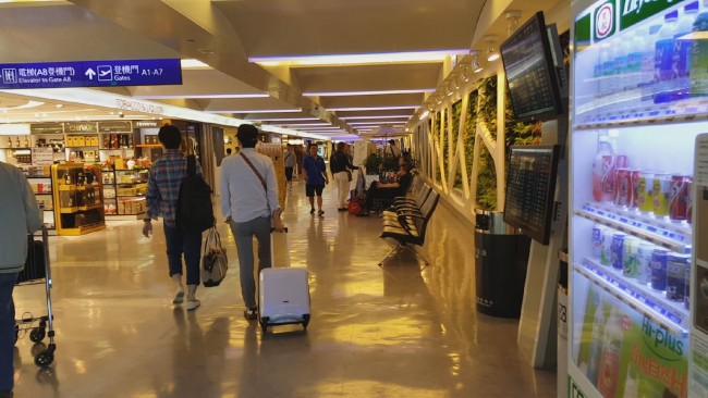softdrink-machine-taoyuan-airport