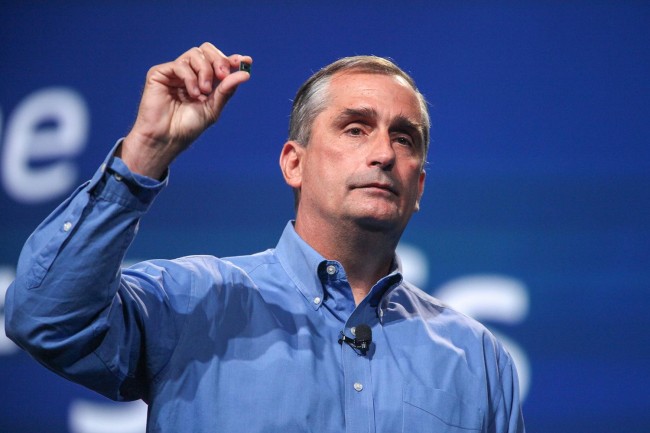 Intel-CEO-Brian-Krzanich-unveils-the-Quark-processor
