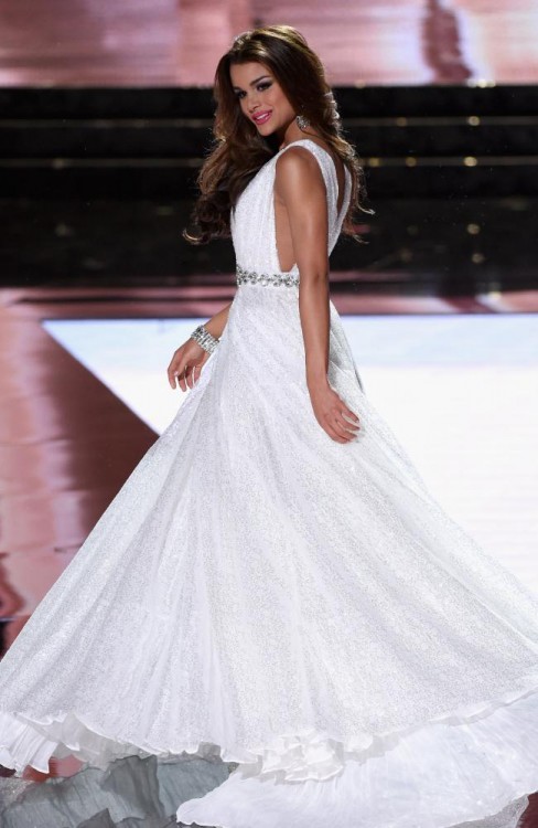 05-Miss Dominican Republic 2015 Clarissa Molina