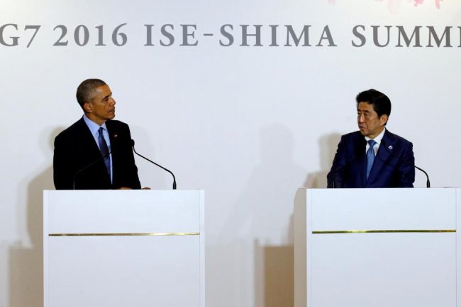 U.S. President Barack Obama attends a press conference with Japan's Prime Minister Shinzo Abe after a bilateral meeting during the 2016 Ise-Shima G7 Summit in Shima, Japan May 25, 2016. REUTERS/Carlos Barria