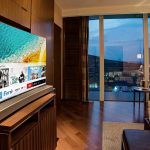 Người dùng Việt Nam có cơ hội trải nghiệm TV Samsung QLED trong khách sạn 5 sao