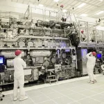 Intel lắp đặt hệ thống máy quang khắc siêu cực tím công nghệ High NA EUV đầu tiên trong ngành sản xuất chip bán dẫn